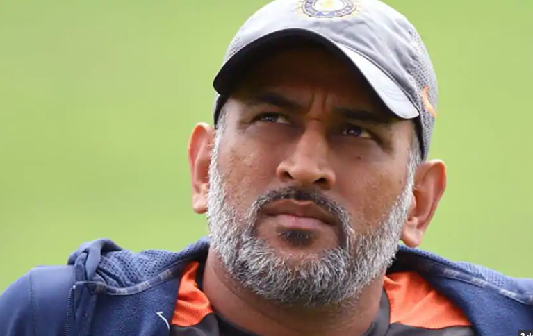 dhoni